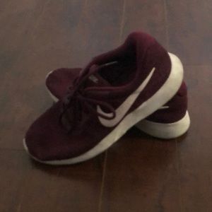 Nike women’s